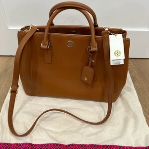 Tory Burch Robinson Double Zip Tote in Tan